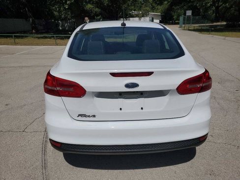Used 2017 Ford Focus S FWD image 2