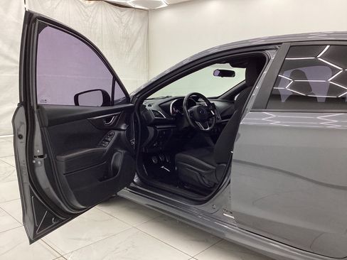 Used 2019 Subaru Impreza 2.0i Sport AWD/4WD image 17