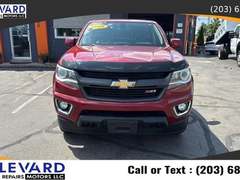 Used 2018 Chevrolet Colorado Z71 AWD/4WD image 2