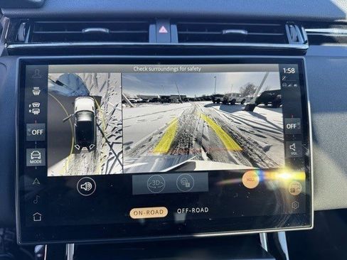 Used 2025 Land Rover Range Rover Velar Dynamic SE image 20