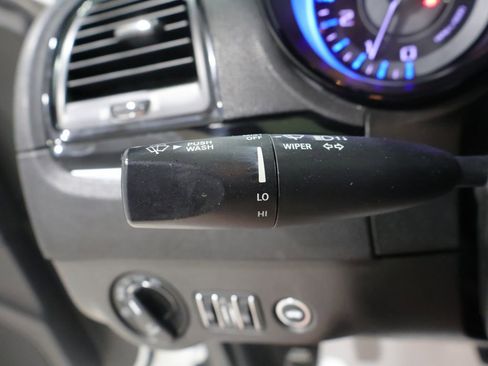 Used 2019 Chrysler 300 S AWD/4WD image 35
