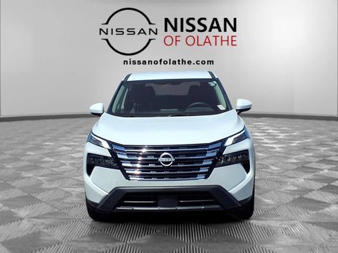 Used 2026 Nissan Rogue SV w/ Cold Weather Package FWD image 31