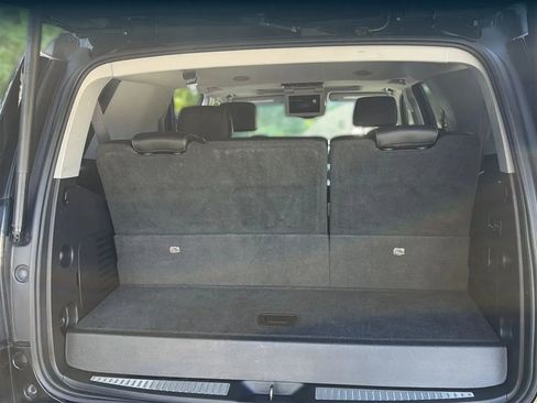 Used 2015 GMC Yukon SLT w/ Open Road Package AWD/4WD image 28
