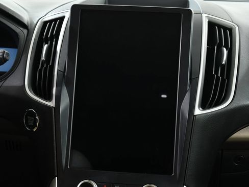 Used 2023 Ford Edge SEL w/ Convenience Package AWD/4WD image 9