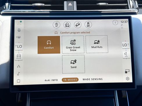 New 2026 Land Rover Range Rover Velar Belgravia AWD/4WD image 44