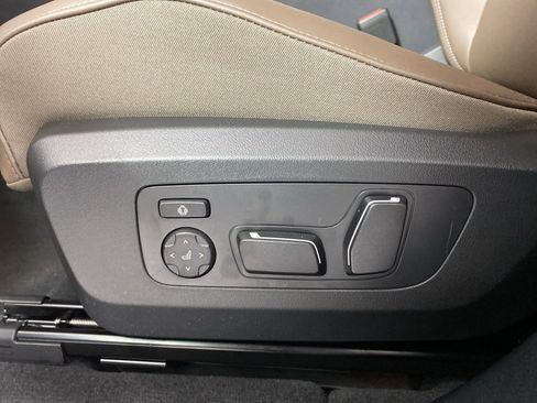 New 2026 BMW X3 xDrive30 w/ Premium Package image 9