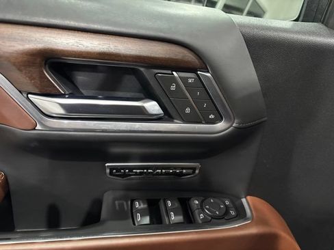 Used 2025 GMC Sierra 1500 Denali Ultimate AWD/4WD image 16