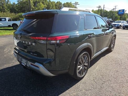 Used 2022 Nissan Pathfinder SL AWD/4WD image 33