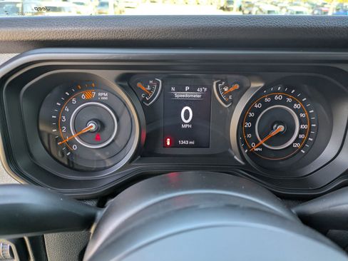Used 2025 Jeep Wrangler Sport image 20
