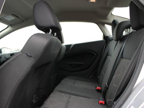 Used 2013 Ford Fiesta SE image 16
