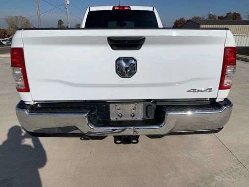 Used 2022 RAM 2500 Tradesman w/ Chrome Appearance Group image 17