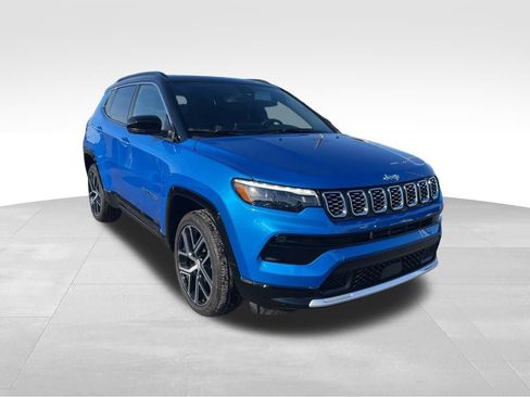 Used 2024 Jeep Compass Limited w/ Elite Group image 8