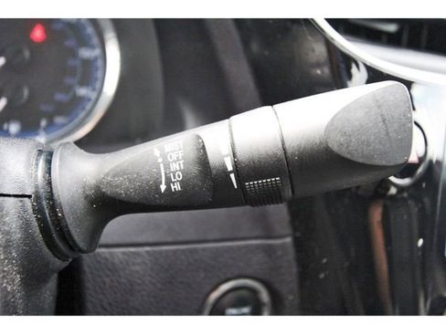 Used 2018 Toyota Corolla XSE FWD image 15