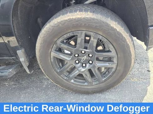 Certified 2025 Chevrolet Silverado 1500 LT Trail Boss w/ Convenience Package II AWD/4WD image 14