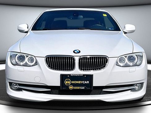Used 2011 BMW 328i Convertible RWD image 2