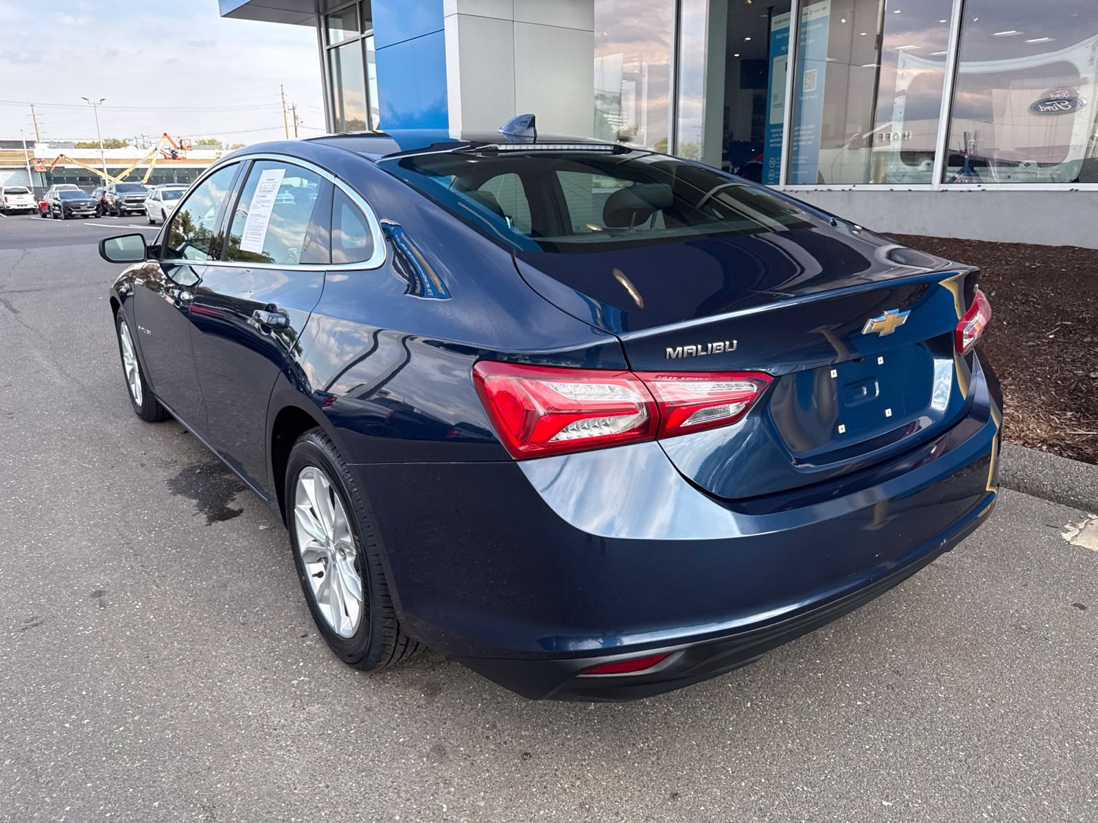 Used 2020 Chevrolet Malibu LT FWD image 8
