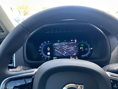 Used 2024 Volvo XC90 T8 Plus w/ Protection Package Premier image 11