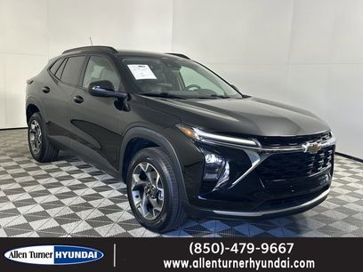 Used 2024 Chevrolet Trax LT w/ Driver Confidence Package
