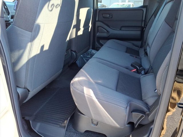 New 2026 Nissan Frontier SV w/ All-Weather Content Package AWD/4WD image 5