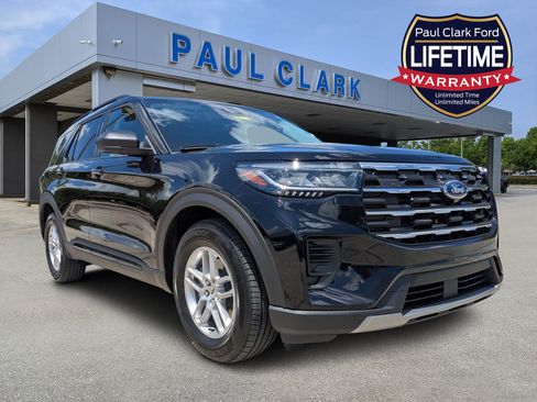 New 2026 Ford Explorer Active RWD image 1