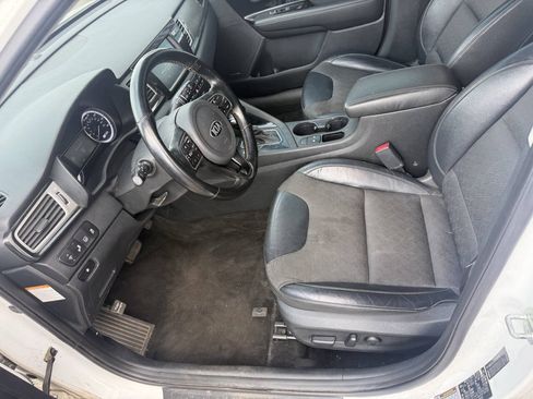 Used 2019 Kia Niro S Touring FWD image 18