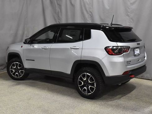 New 2025 Jeep Compass Trailhawk w/ Sun & Sound Group image 7