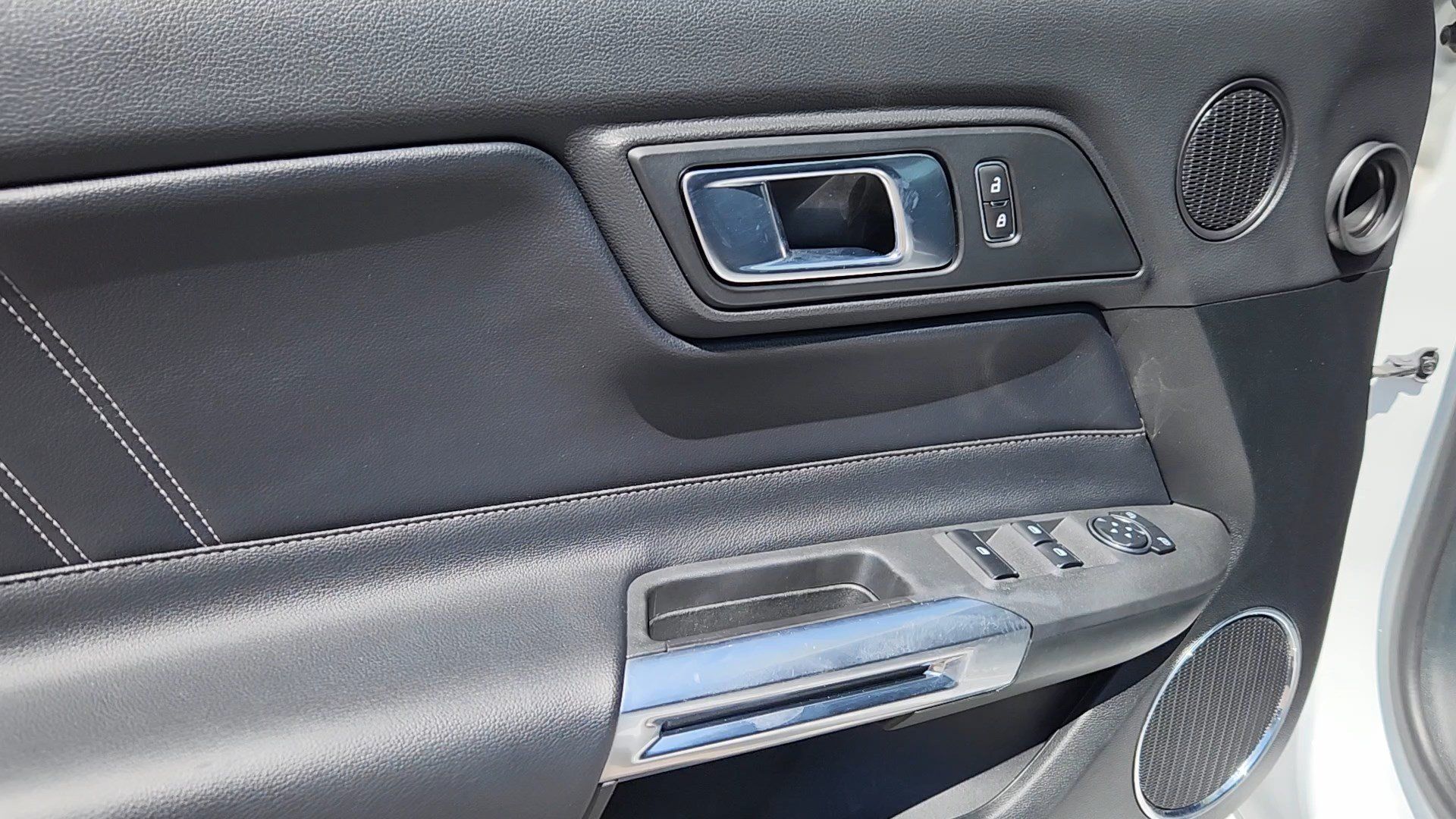 Certified 2023 Ford Mustang Premium RWD image 22