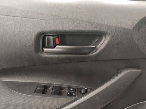Used 2022 Toyota Corolla LE FWD image 27