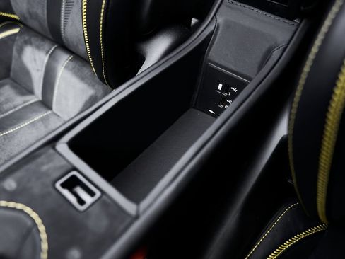 Used 2021 McLaren 720S Luxury RWD image 56