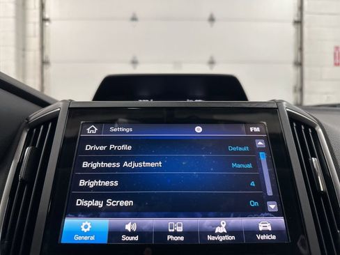 Used 2019 Subaru Crosstrek 2.0i Limited w/ Moonroof Package w/Navigation AWD/4WD image 33