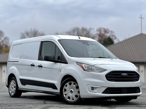 Used 2019 Ford Transit Connect XLT image 3