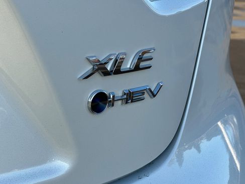 New 2026 Toyota Corolla XLE image 7