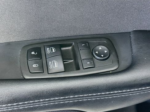 Used 2022 Dodge Challenger GT AWD/4WD image 15