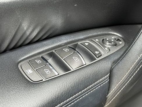 Used 2019 Nissan Armada SL w/ Premium Package RWD image 22