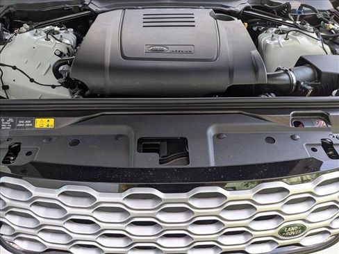 New 2026 Land Rover Discovery S image 16