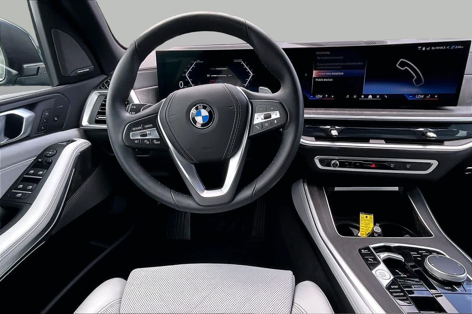 Used 2025 BMW X5 sDrive40i w/ Climate Comfort Package RWD image 6