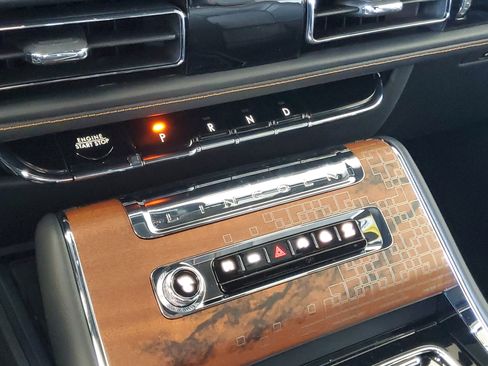 New 2026 Lincoln Aviator Black Label image 21