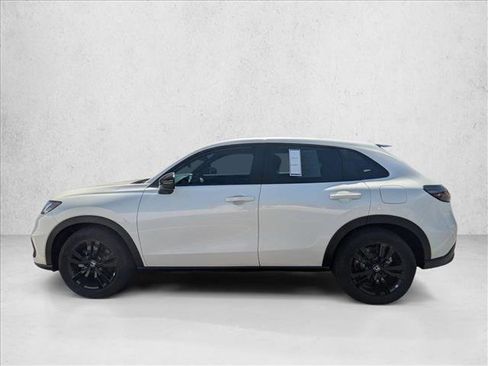 Certified 2026 Honda HR-V Sport image 9