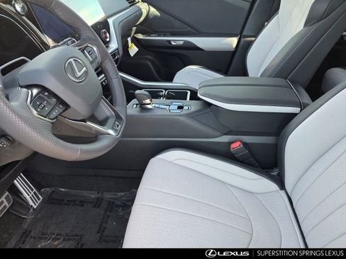 New 2026 Lexus TX 500h AWD image 12