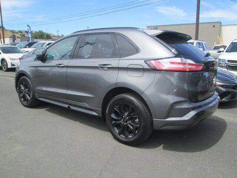 Used 2024 Ford Edge SE w/ Black Appearance Package AWD/4WD image 3