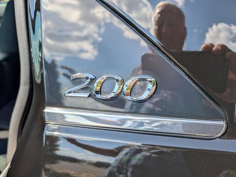 Used 2013 Chrysler 200 Touring FWD image 21