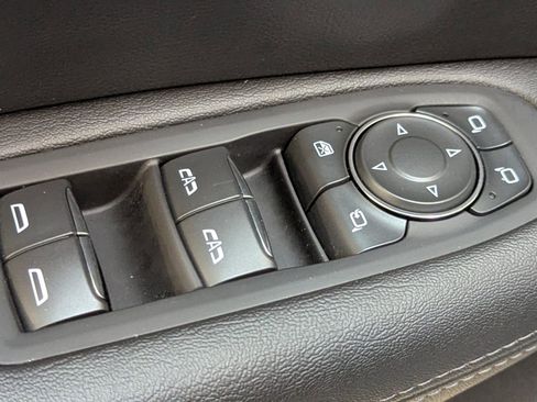 Certified 2024 Cadillac XT5 Premium Luxury image 23