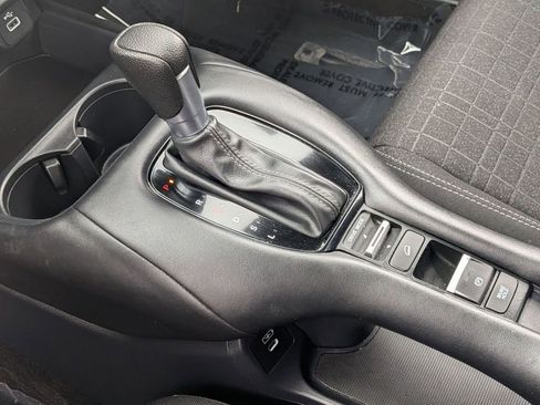 Used 2025 Honda HR-V LX image 20