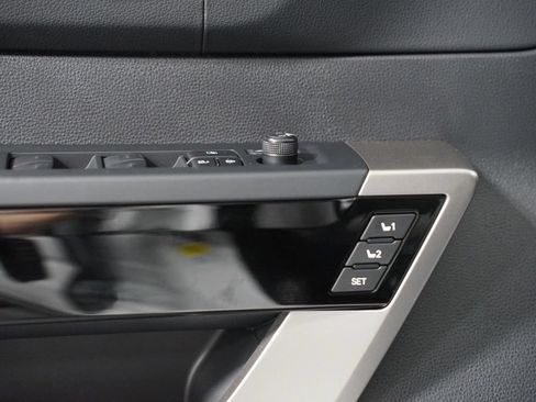 New 2026 Toyota Tundra Limited AWD/4WD image 34