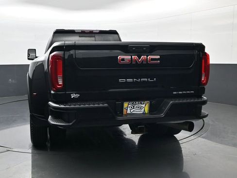 Used 2022 GMC Sierra 3500 Denali w/ Denali Ultimate Package AWD/4WD image 6
