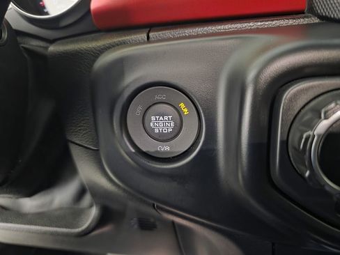 Certified 2021 Jeep Wrangler Unlimited Rubicon image 29