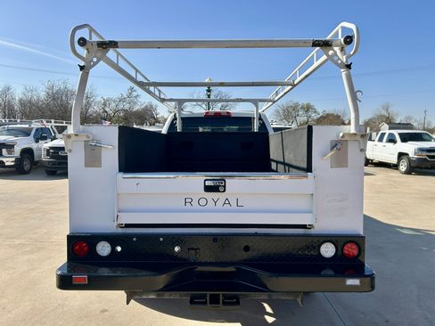 Used 2019 Chevrolet Silverado 2500 W/T w/ WT Convenience Package image 6