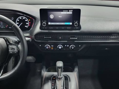 Certified 2025 Honda HR-V Sport image 18