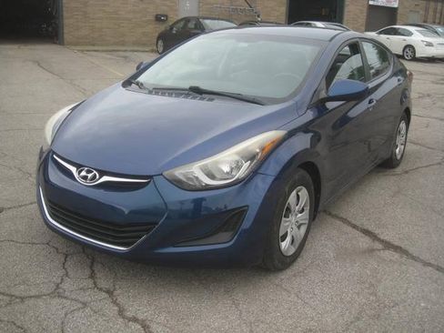 Used 2016 Hyundai Elantra SE FWD image 1
