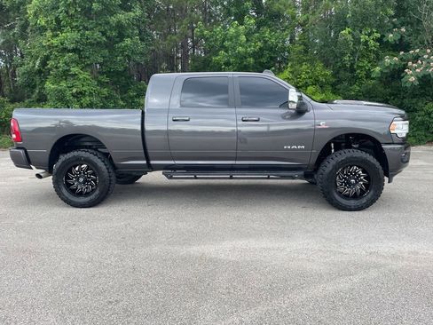 Used 2024 RAM 2500 Laramie w/ Sport Appearance Package AWD/4WD image 2